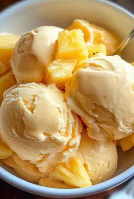 Ananas-Eiscreme für den ultimativen Sommerspaß