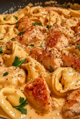 Cremige Cajun Knoblauch Hähnchen Tortellini für die Seele